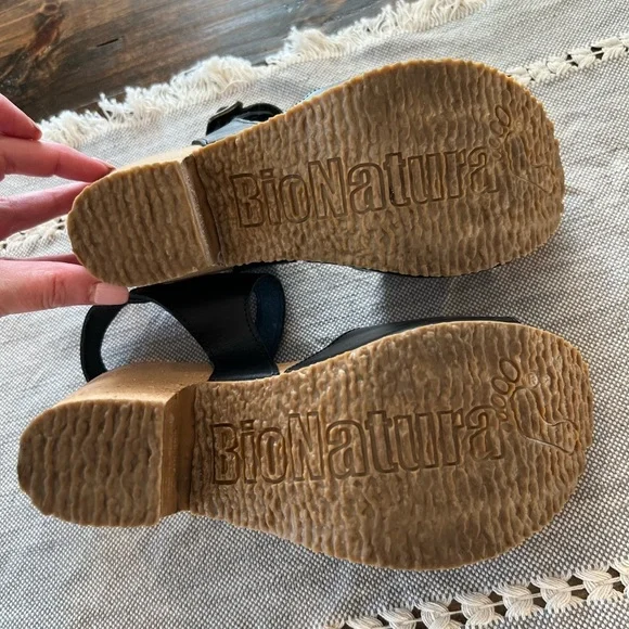 BioNatura Stylish Black Leather Sandals clogs, size 36, EUC, made in Italy - Picture 5 of 7